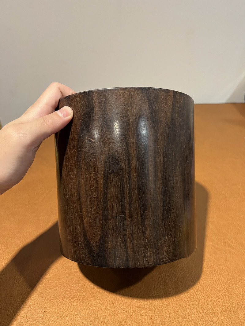 明 紫檀素胎三足笔筒 - 图5