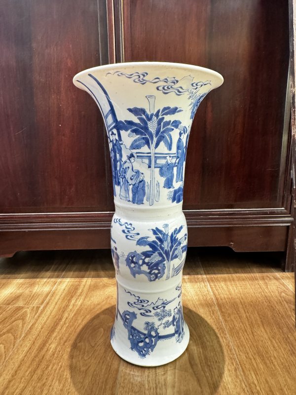 清 青花人物故事纹凤尾尊 - 图6