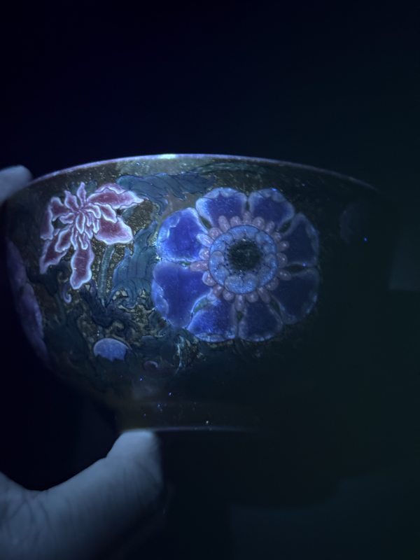 清康熙 御制黄地珐琅彩缠枝花卉纹盌 - 图21