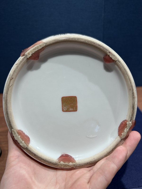 1960～70年作 粉彩雪景山水蝠耳尊 - 图8