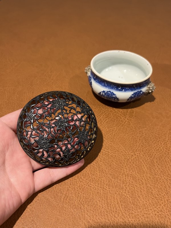 十七世纪 青花团花双狮耳炉 - 图6