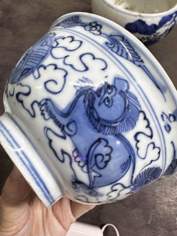 清 青花狮子绣球纹碗一对 - 图9
