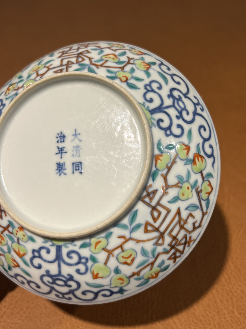 清同治 斗彩福寿纹盘 - 图7