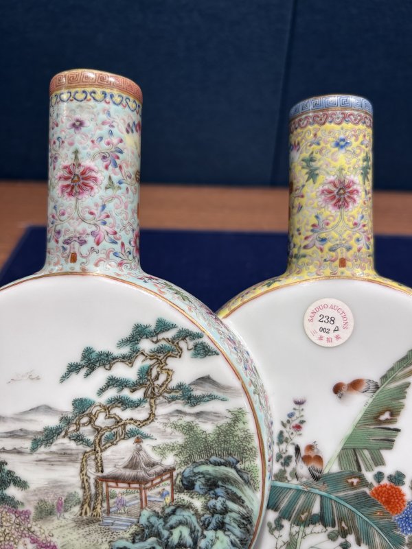 民国 粉彩山水花鸟双联瓶 - 图6