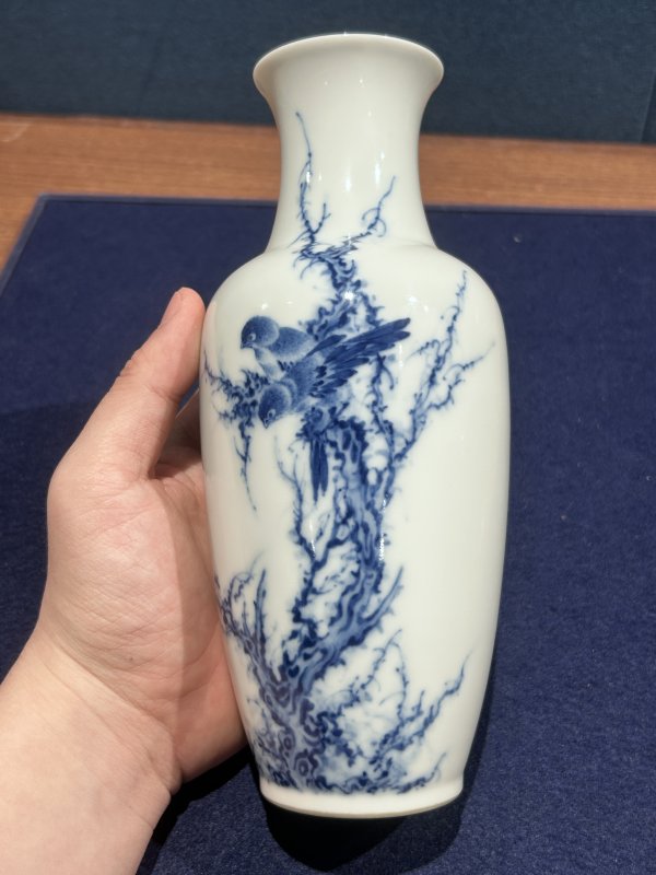 民国 王步青花花鸟图瓶一对 - 图11