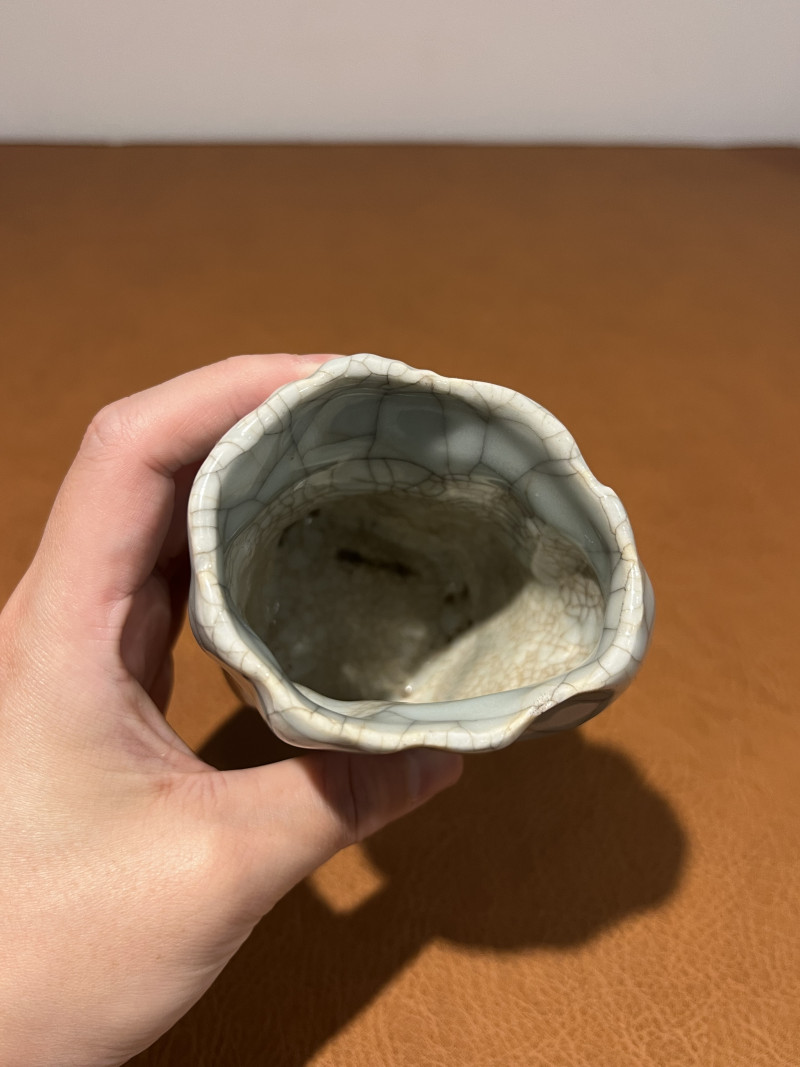 清雍正 哥釉树形笔筒 - 图8