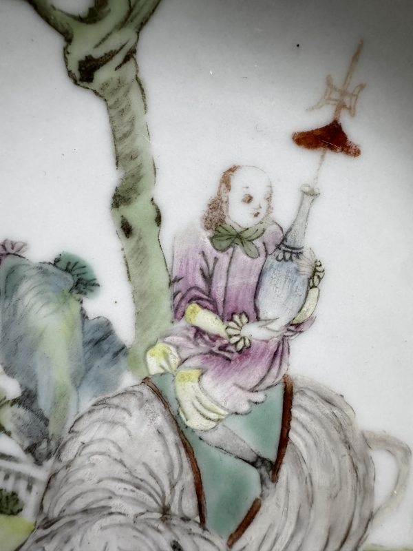 清 粉彩胡人戏象盘 - 图4