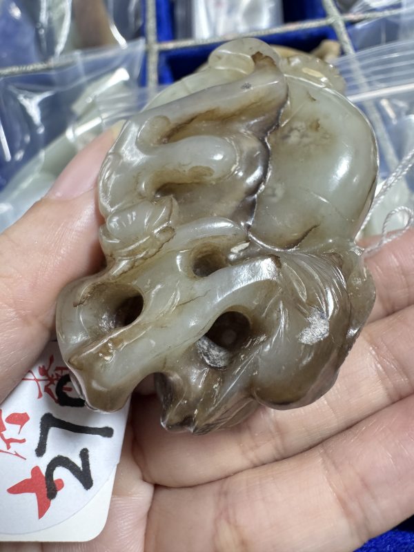清 玉雕莲荷纹水呈 - 图13