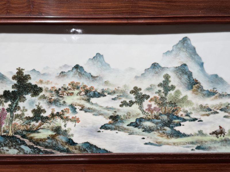 1954年作 汪小亭粉彩红树山庄图横画长条瓷板 - 图6