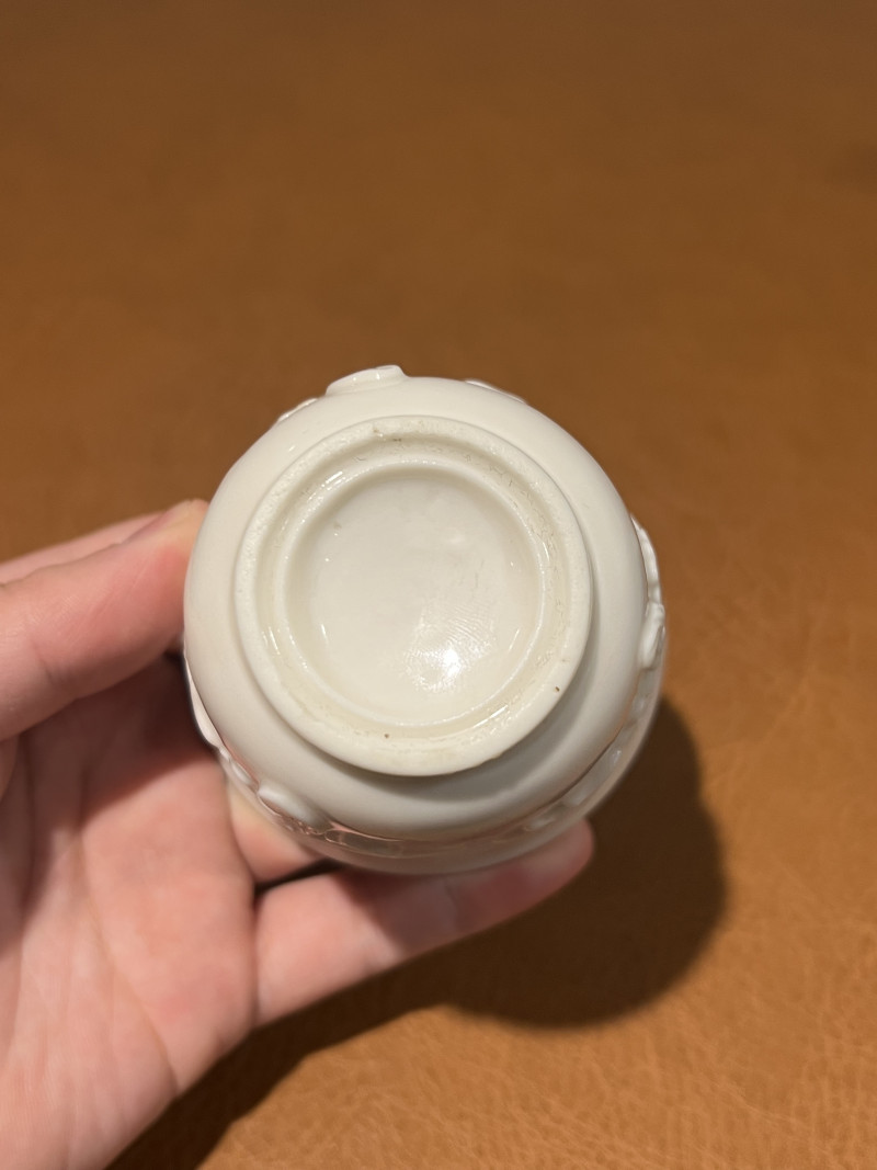 十七世纪 德化模印梅花纹仰钟杯 - 图11