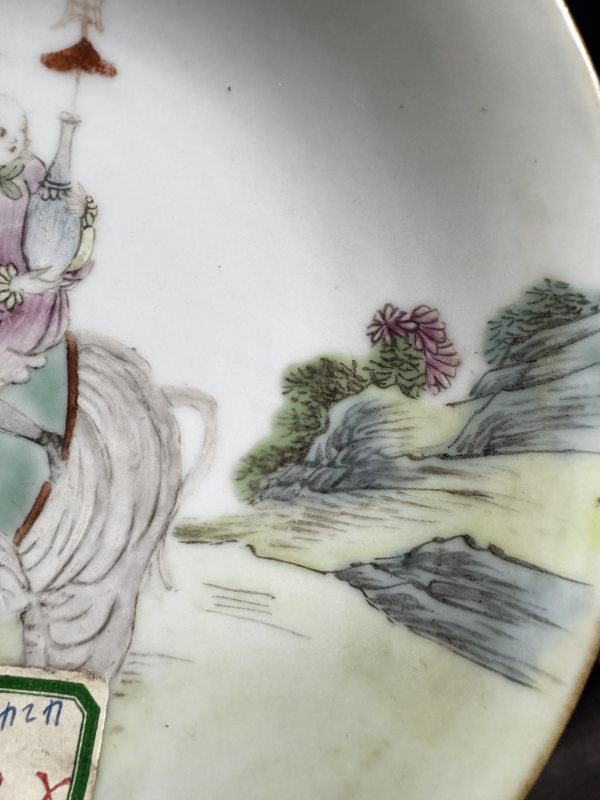 清 粉彩胡人戏象盘 - 图7