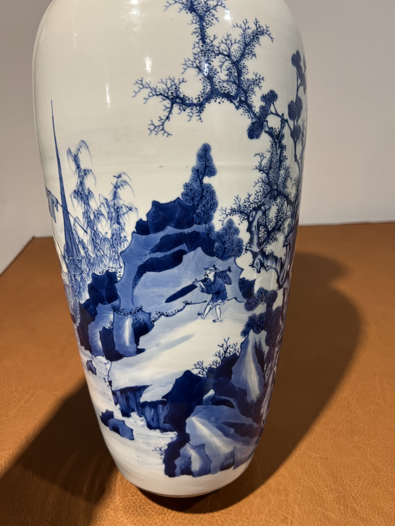 清康熙 青花山水人物纹观音瓶 - 图10