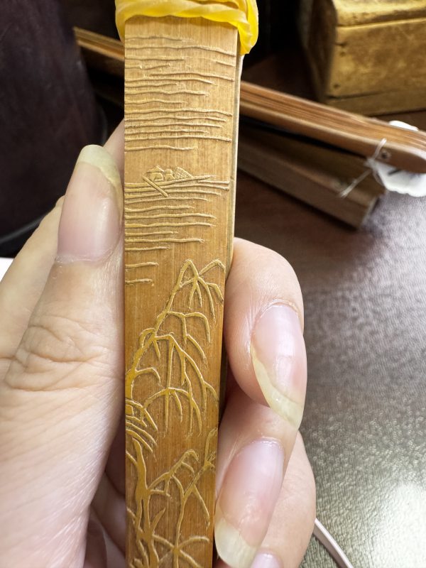 清 竹刻平湖秋月扇骨、花卉纹扇骨 - 图14