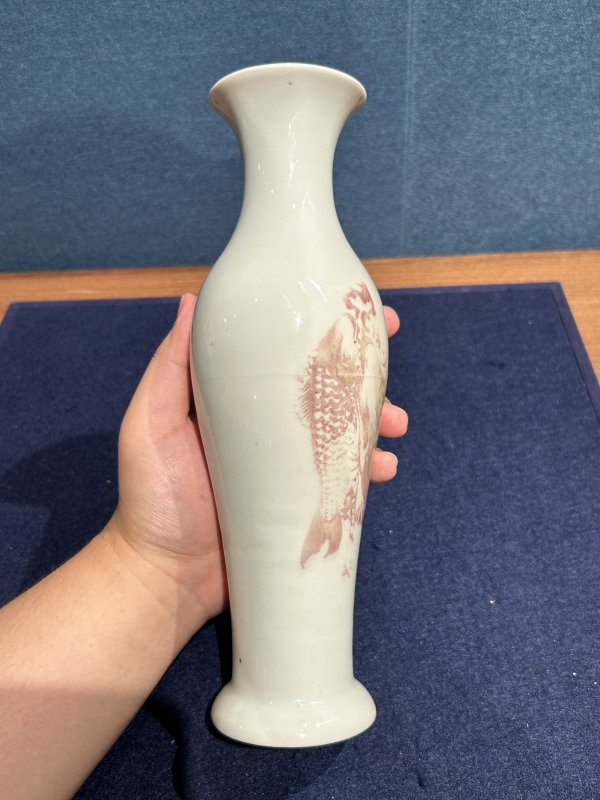 民国 王步釉里红双鳜图瓶 - 图5