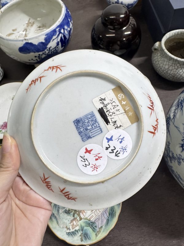 清 粉彩胡人戏象盘 - 图8