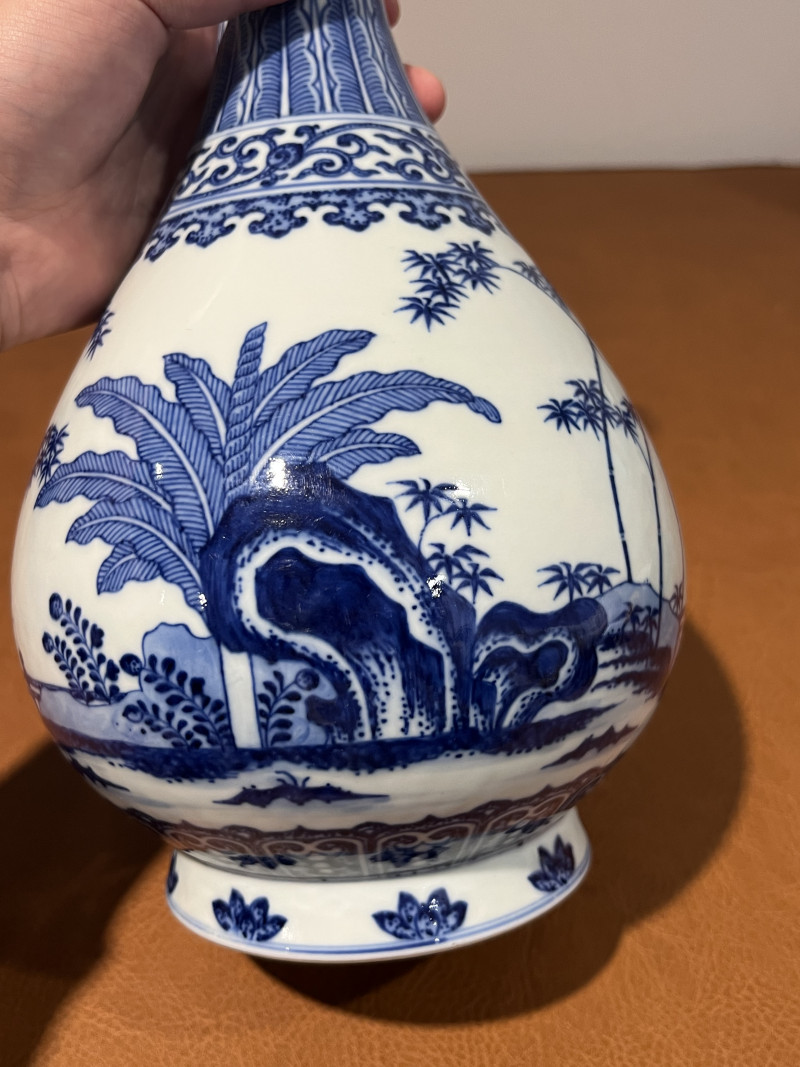 清乾隆 青花洞石芭蕉纹玉壶春瓶 - 图16