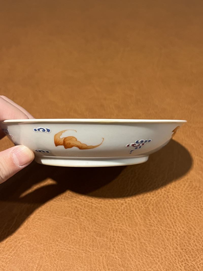 清嘉庆 粉彩八仙人物纹盘 - 图4