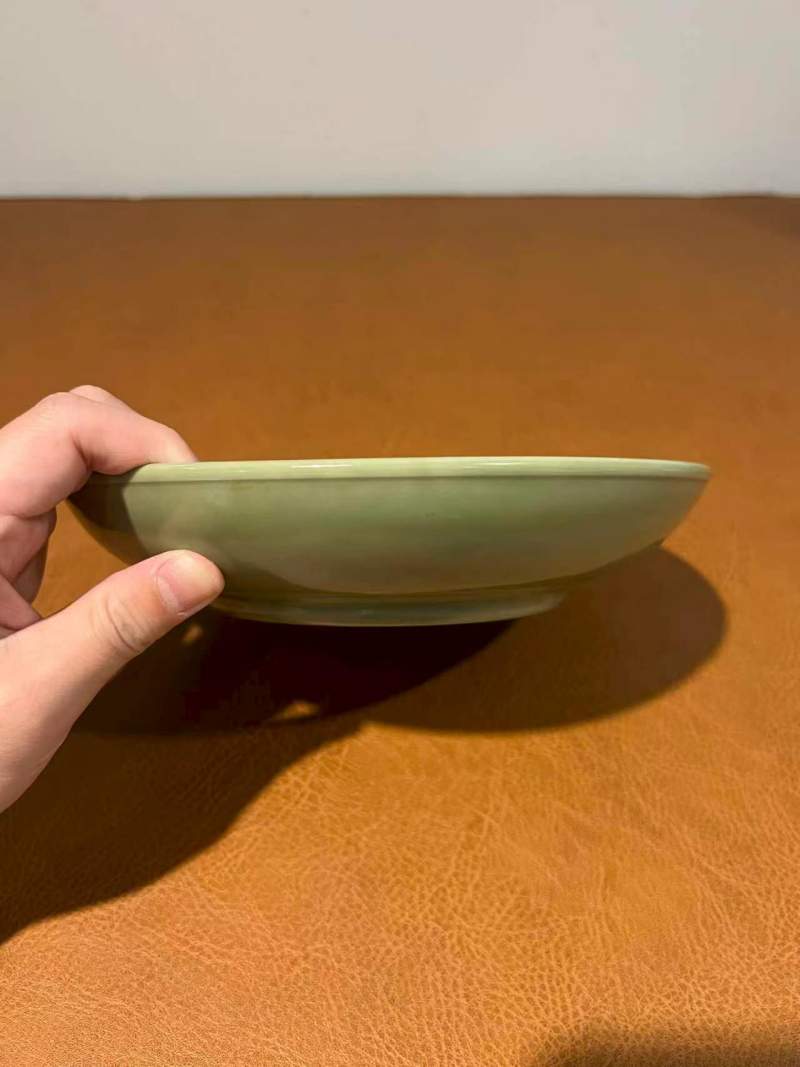 明早期 龙泉刻花花卉纹盘 - 图6