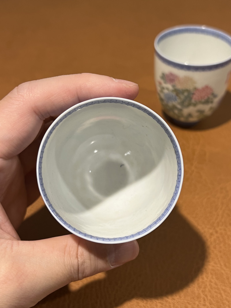 民国 珐琅彩花卉纹杯（一对） - 图13