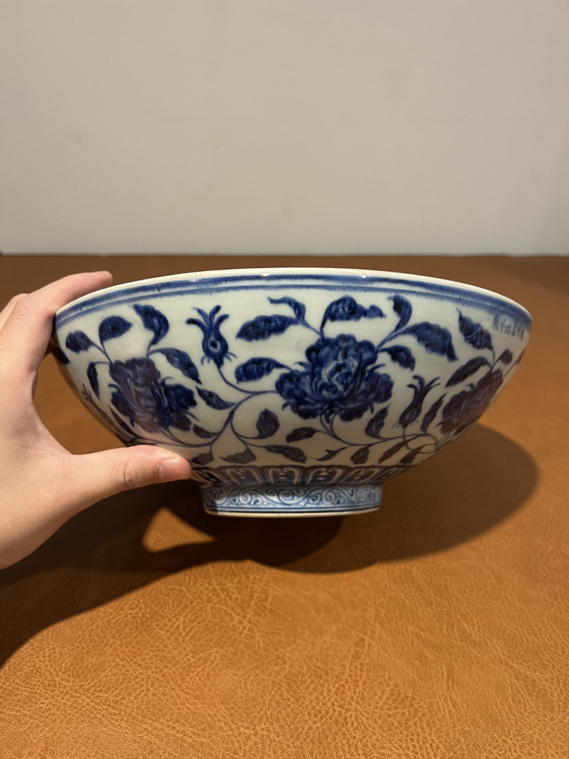 明宣德 青花缠枝莲纹大碗 - 图3