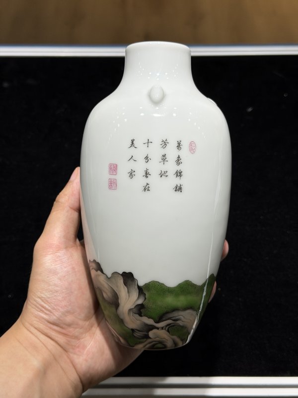 民国 叶震嘉风格珐琅彩西洋美女图瓶 - 图3