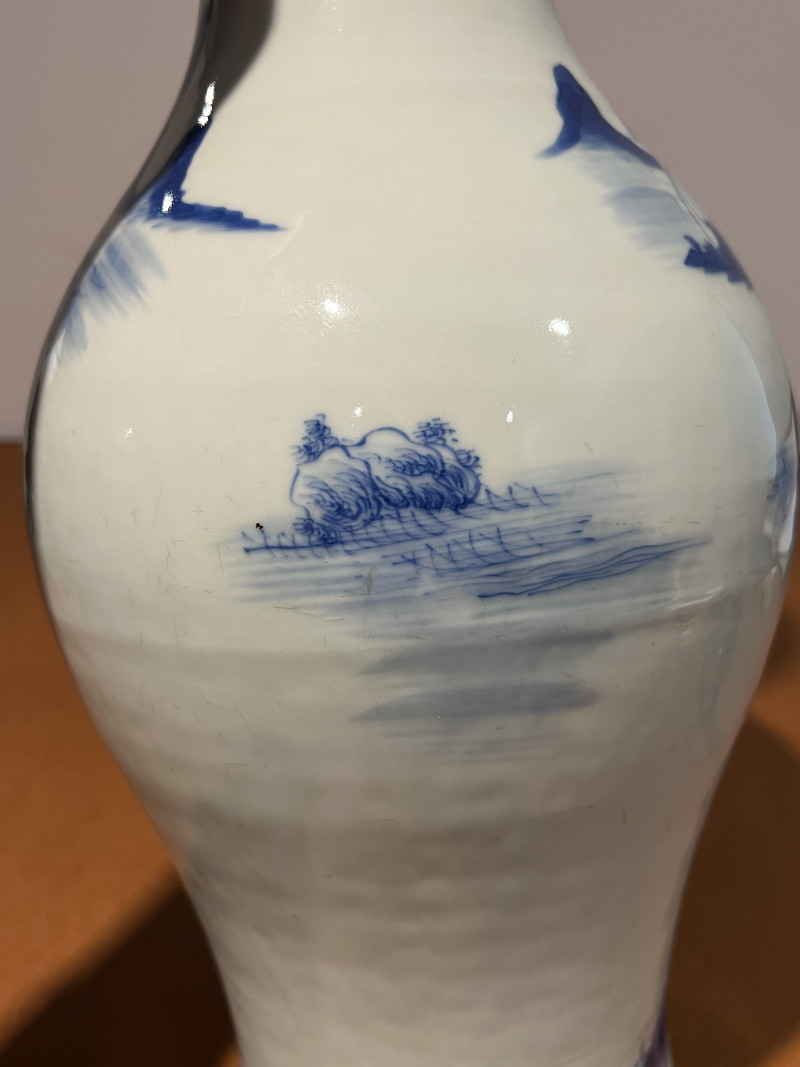 清中期 青花山水人物纹橄榄瓶 - 图9