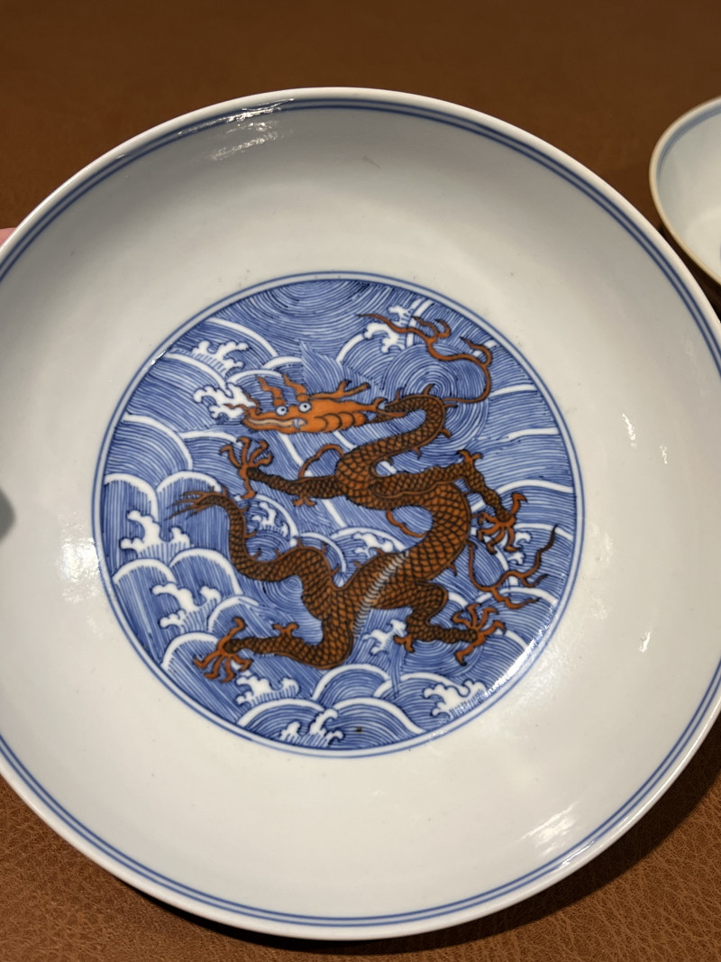 清乾隆 青花矾红龙纹盘（一对） - 图15