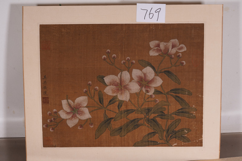 近现代 钱选(款) 花鸟绢本册页 - 图2