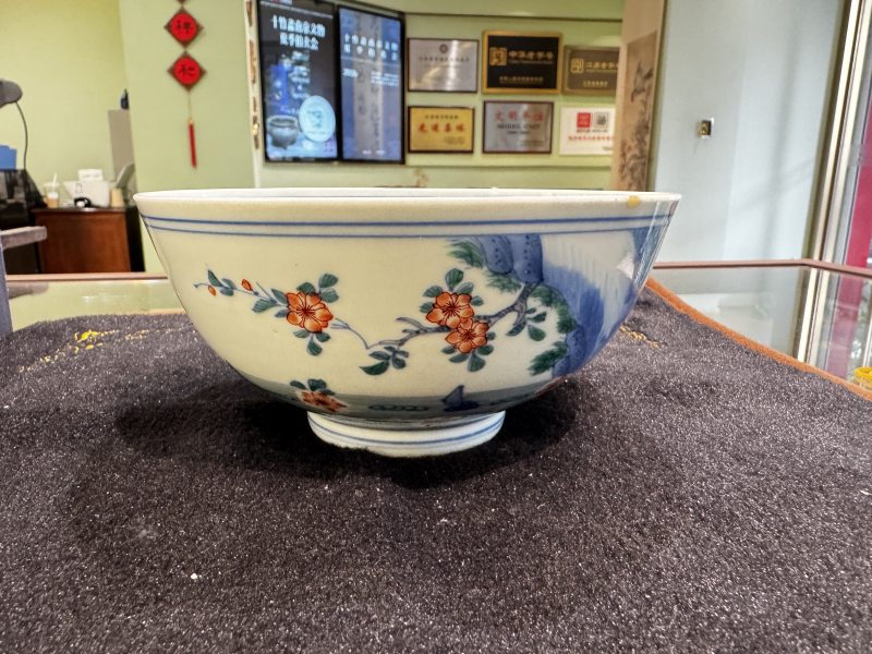 清 斗彩落花流水纹碗 - 图5