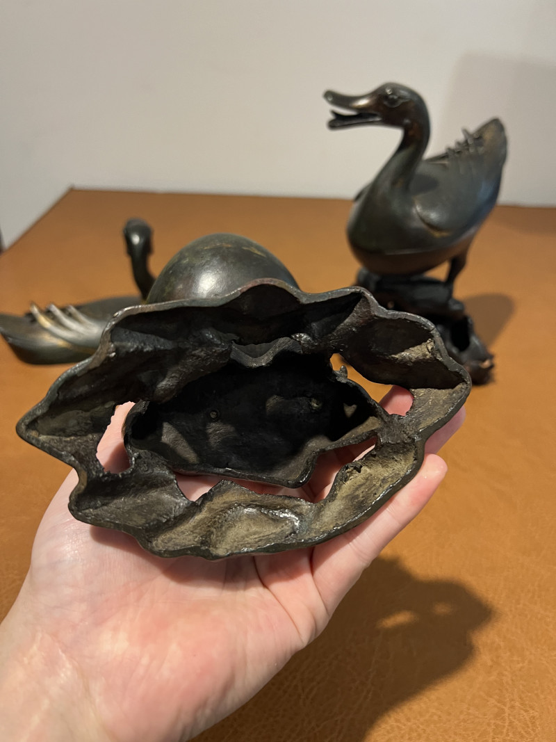 明 铜鎏金鸭香薰一对 - 图6