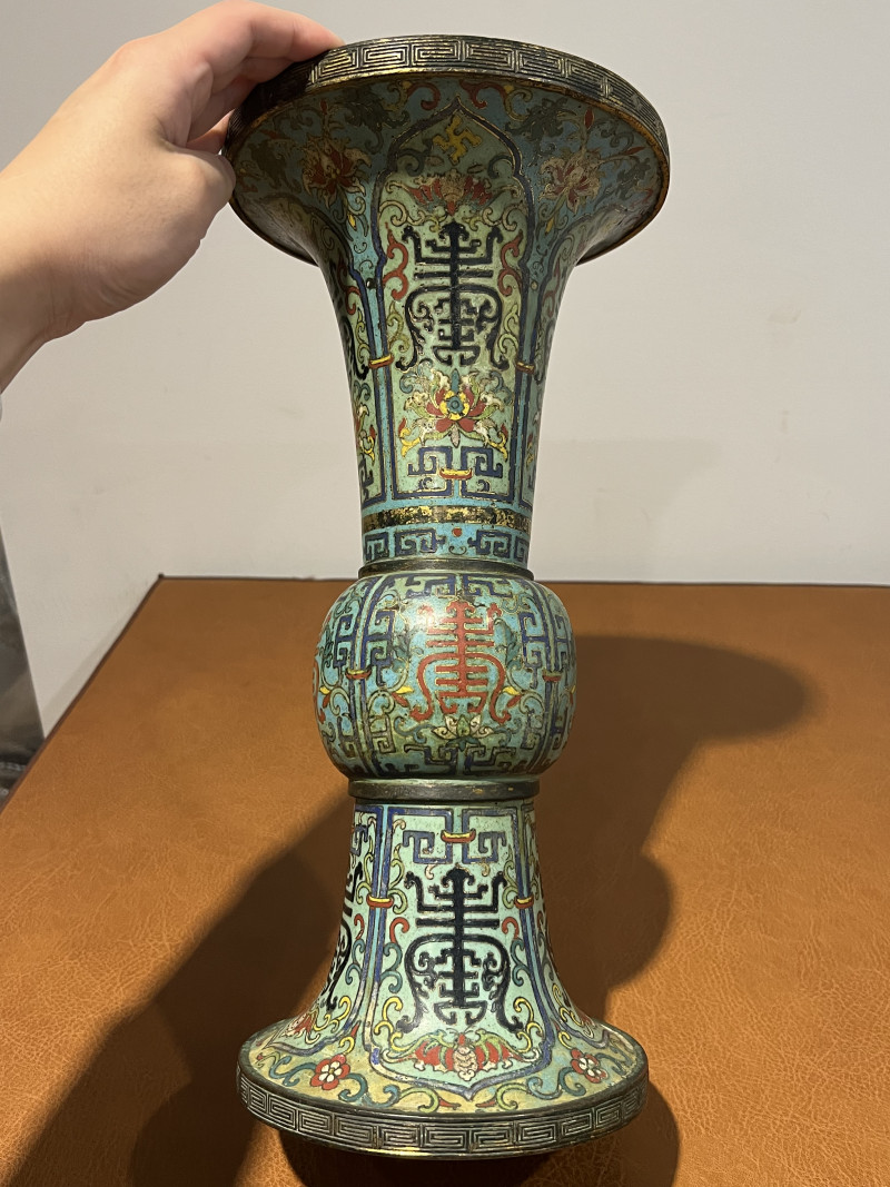 清乾隆 铜胎掐丝珐琅花觚 - 图3