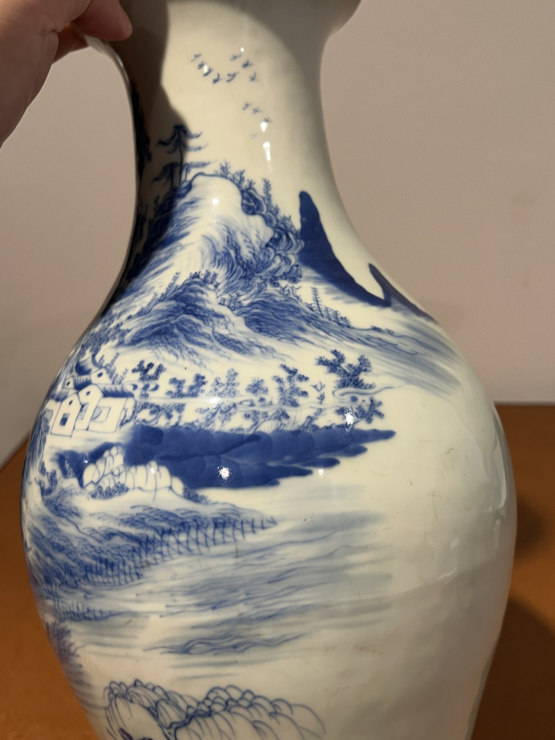 清中期 青花山水人物纹橄榄瓶 - 图10