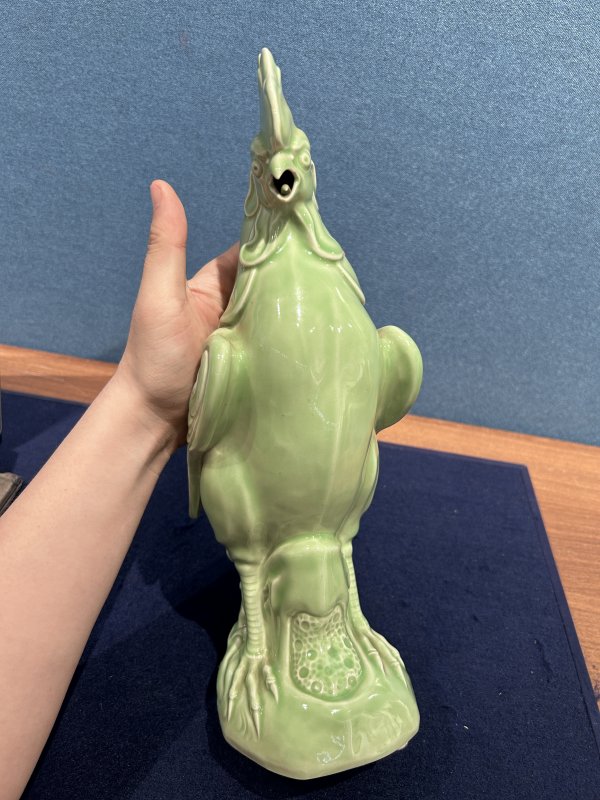 1950～60年作 曾龙升粉彩青釉雄鸡瓷塑 - 图4