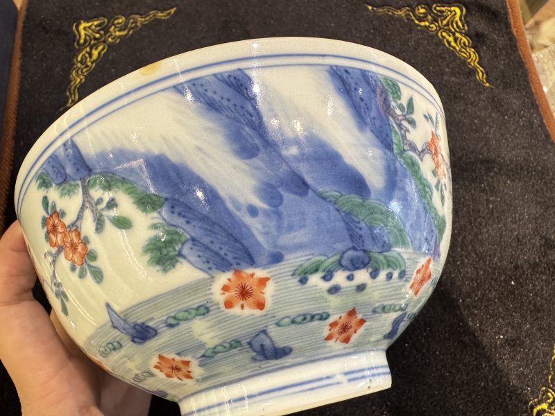 清 斗彩落花流水纹碗 - 图7
