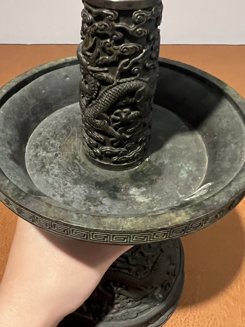 清乾隆 御制铜铸云龙烛台 - 图9