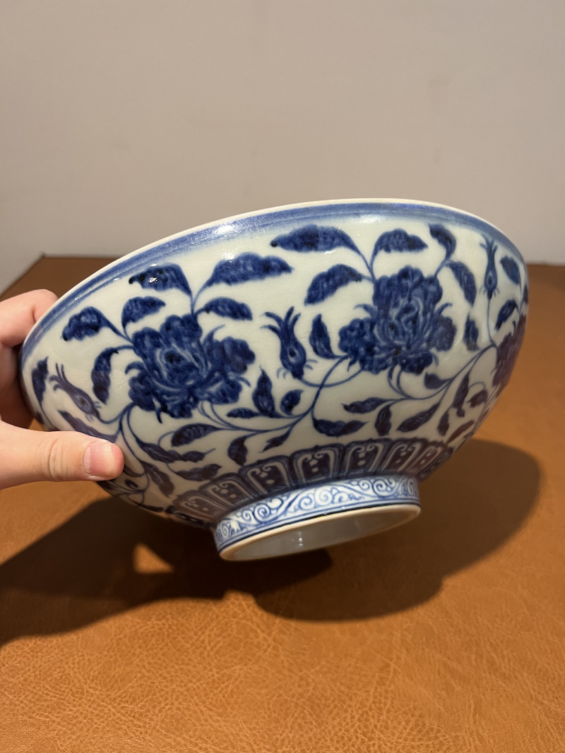 明宣德 青花缠枝莲纹大碗 - 图6