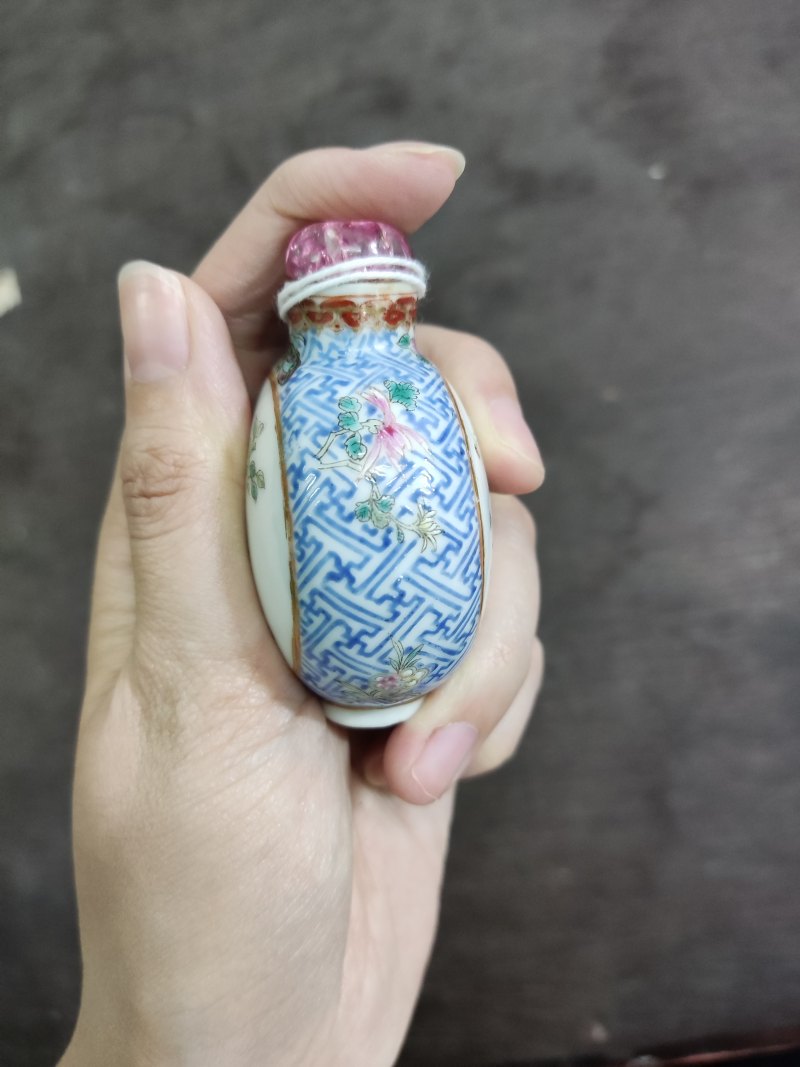 清 料彩开框粉彩花卉纹烟壶 - 图5