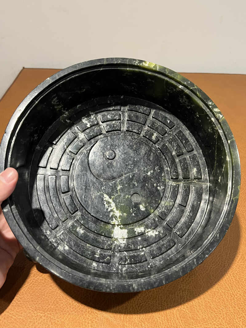 清 碧玉八卦纹炉 - 图6