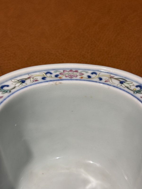 清道光 洋彩缠枝莲纹海棠形水仙盆（一对） - 图20