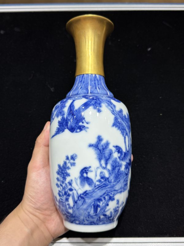 民国 青花花鸟瓶 - 图2