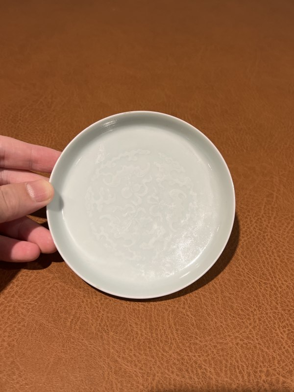 清乾隆 粉青釉模印龙纹膛锣洗 - 图2