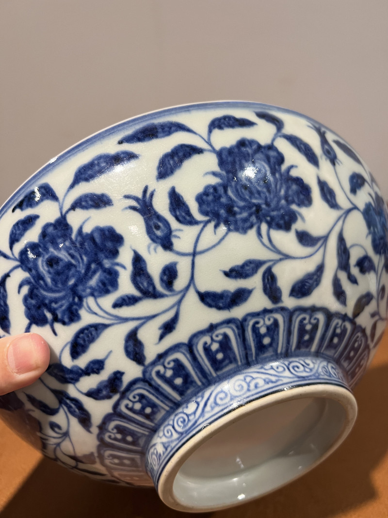 明宣德 青花缠枝莲纹大碗 - 图9