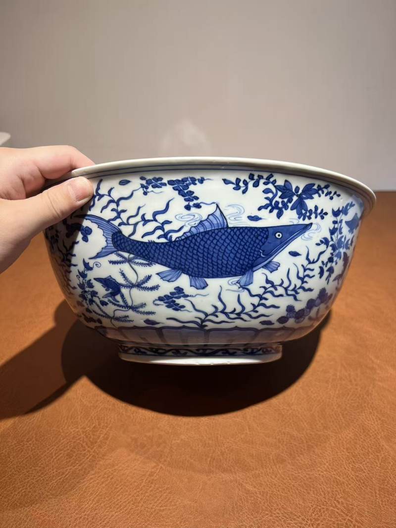 明万历 青花鱼藻纹大碗 - 图2