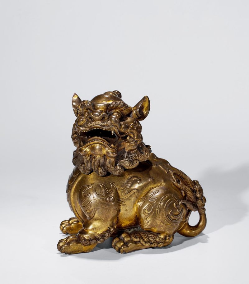 清  铜鎏金瑞兽香薰