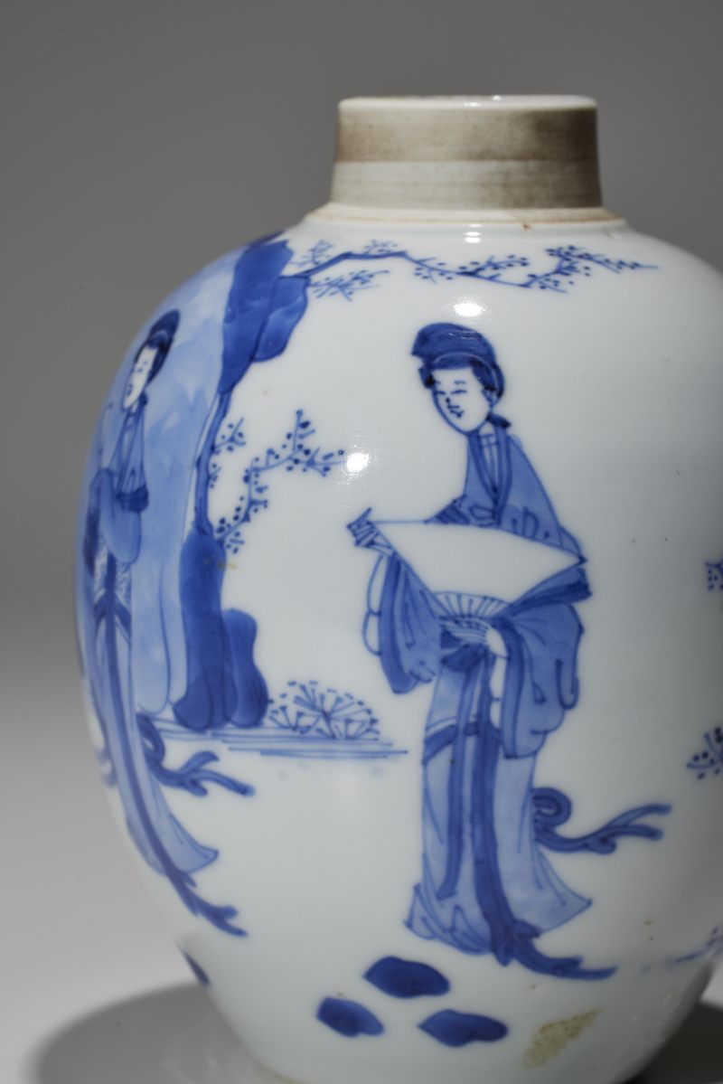 清康熙  青花人物仕女纹茶叶罐 - 图5