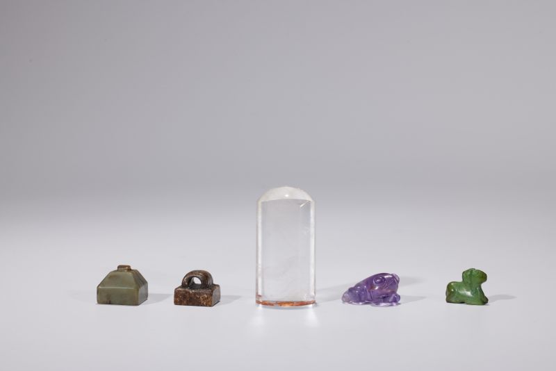 明清  水晶、碧玺、绿松、白玉等印章五件一组 - 图2