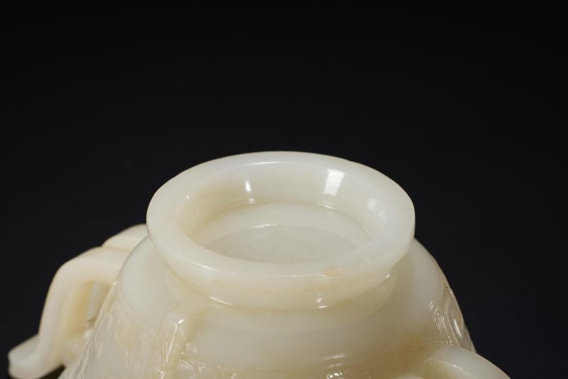 清  白玉冠耳簋式香炉 - 图8