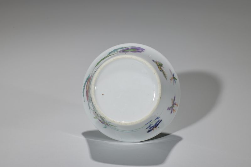 清中期  粉彩蝶恋花马蹄杯 - 图6