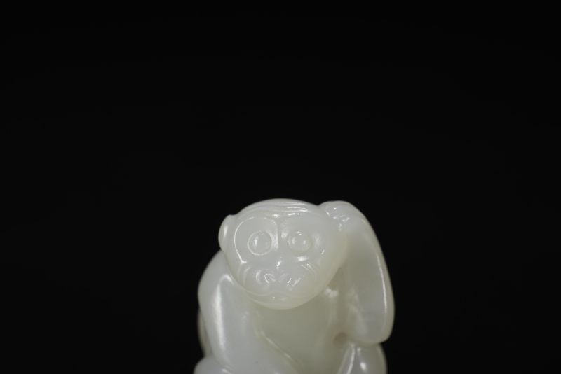 清  非礼勿听白玉小猴 - 图3