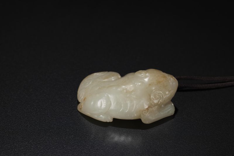 清  白玉雕瑞兽 - 图5